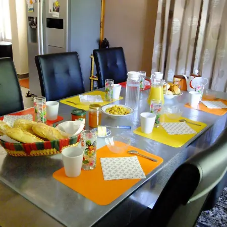 A Kwaba ,table D'hotes Et *